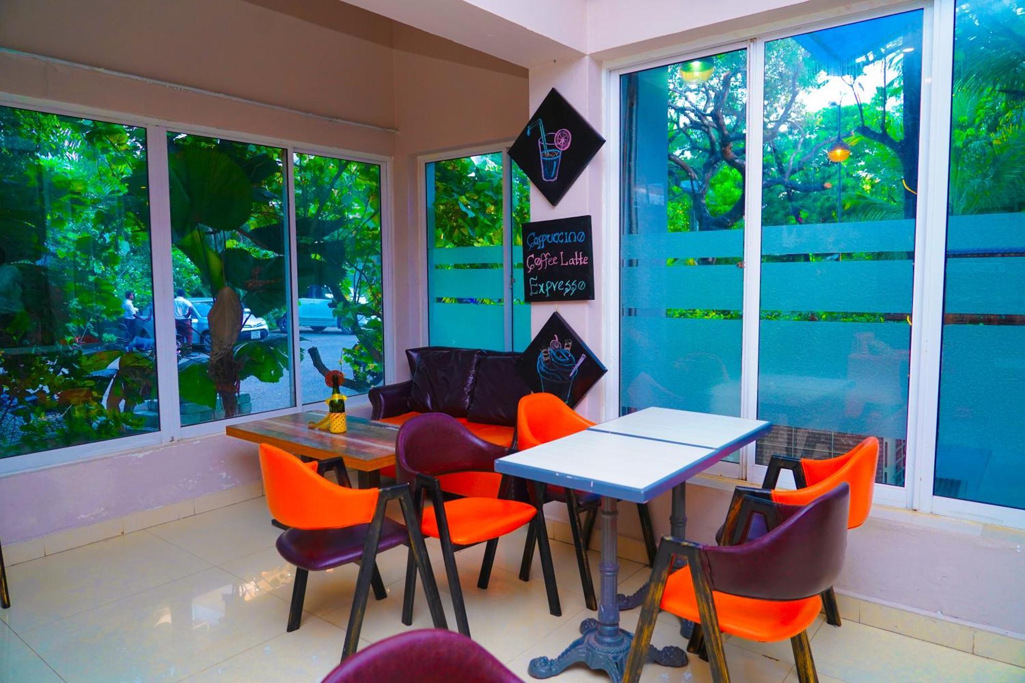 Tilko City Hotel Jaffna Exterior photo