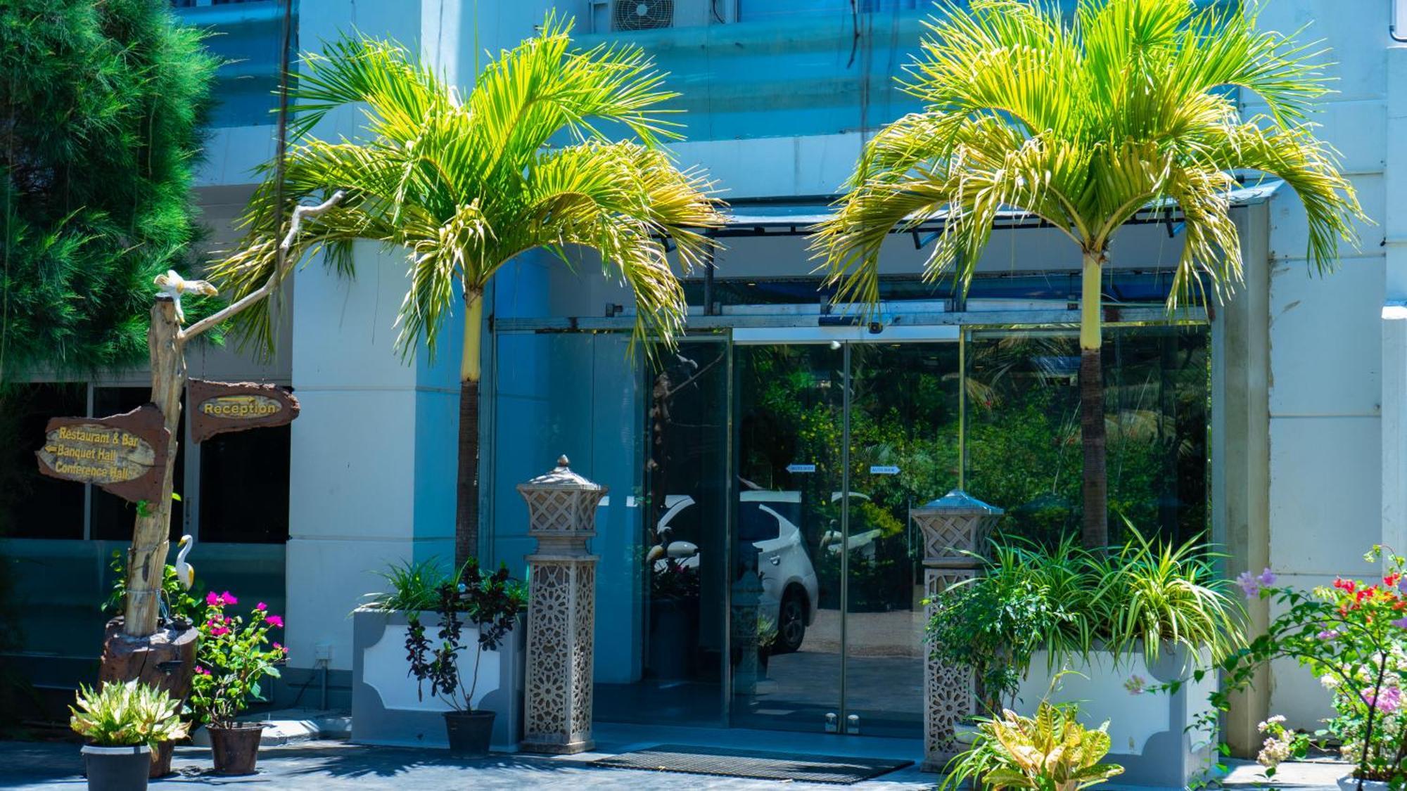 Tilko City Hotel Jaffna Exterior photo